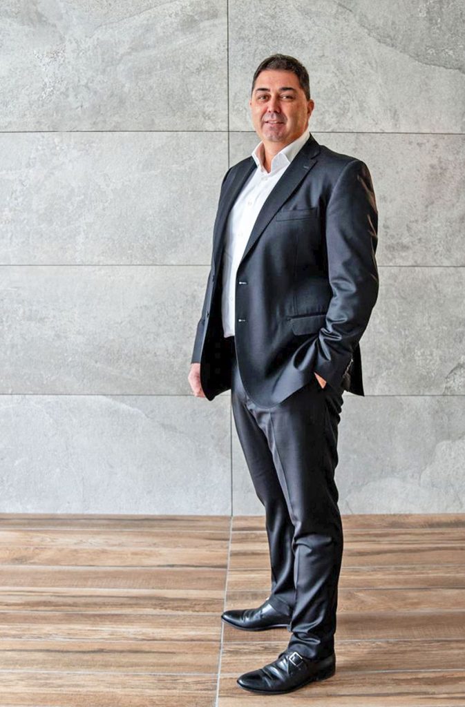 Luciano Tiburzi - Gerente General de Cerámica San Lorenzo